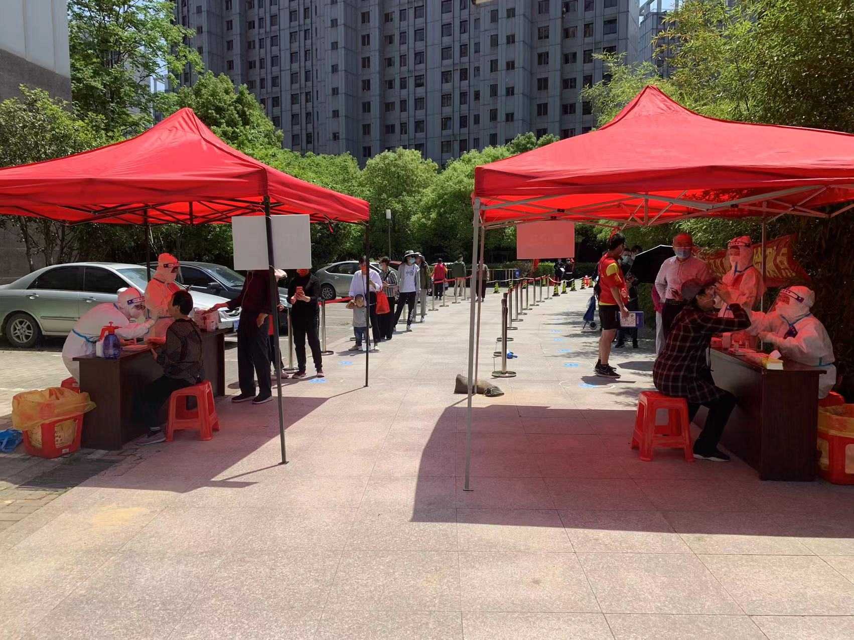 志愿助力核酸檢測 貼心服務(wù)溫暖人心