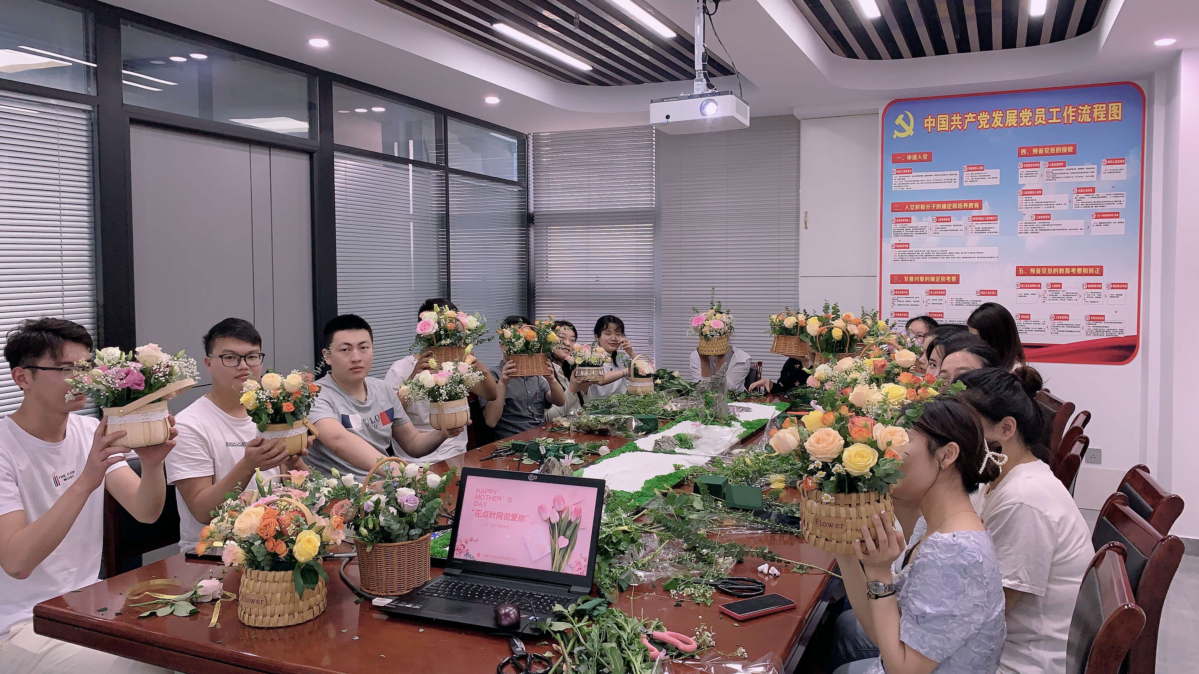 愛媽媽，不止是今天